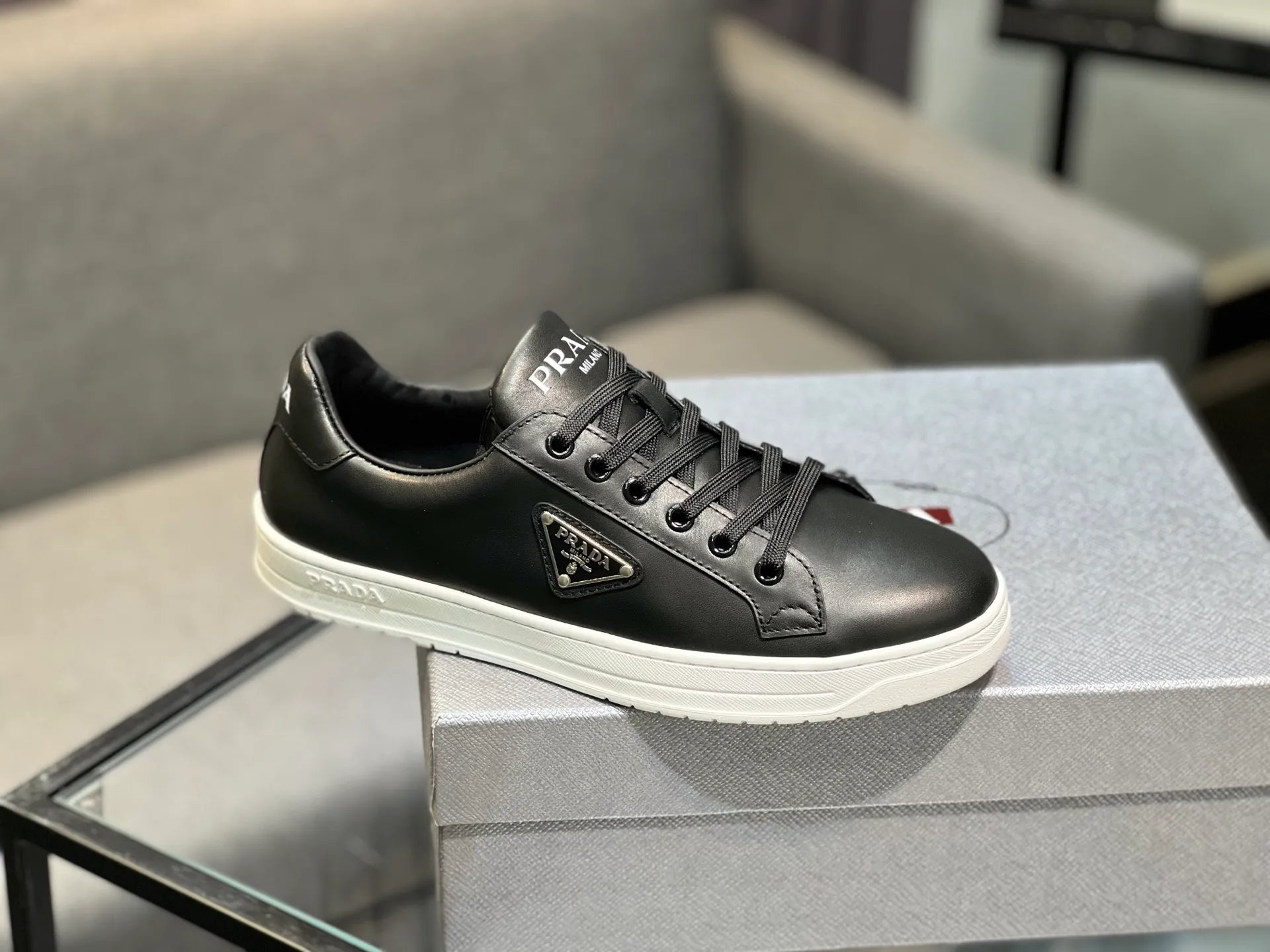 Men's shoes 💰540 [PRADA] Men's shoes are popular in the counter, official website synchronization, 1 high-quality shipment ✔️ Original frosted cowhide + cowhide lining, 1🆚1 replica, original sole, 38-45 (45 customized, non-refundable)